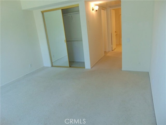 Building Photo - 2203 Apricot Dr