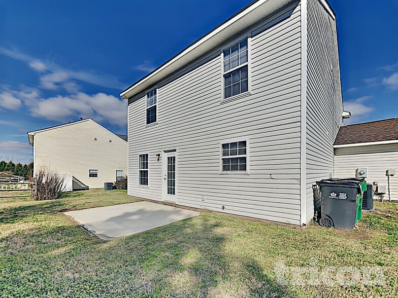Building Photo - 4019 Cedar Bark Dr