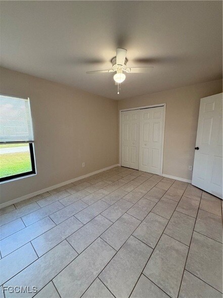 Building Photo - 3803 Chiquita Blvd S