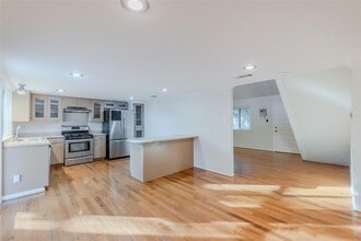 Building Photo - 8203 Beaver Brook Ln