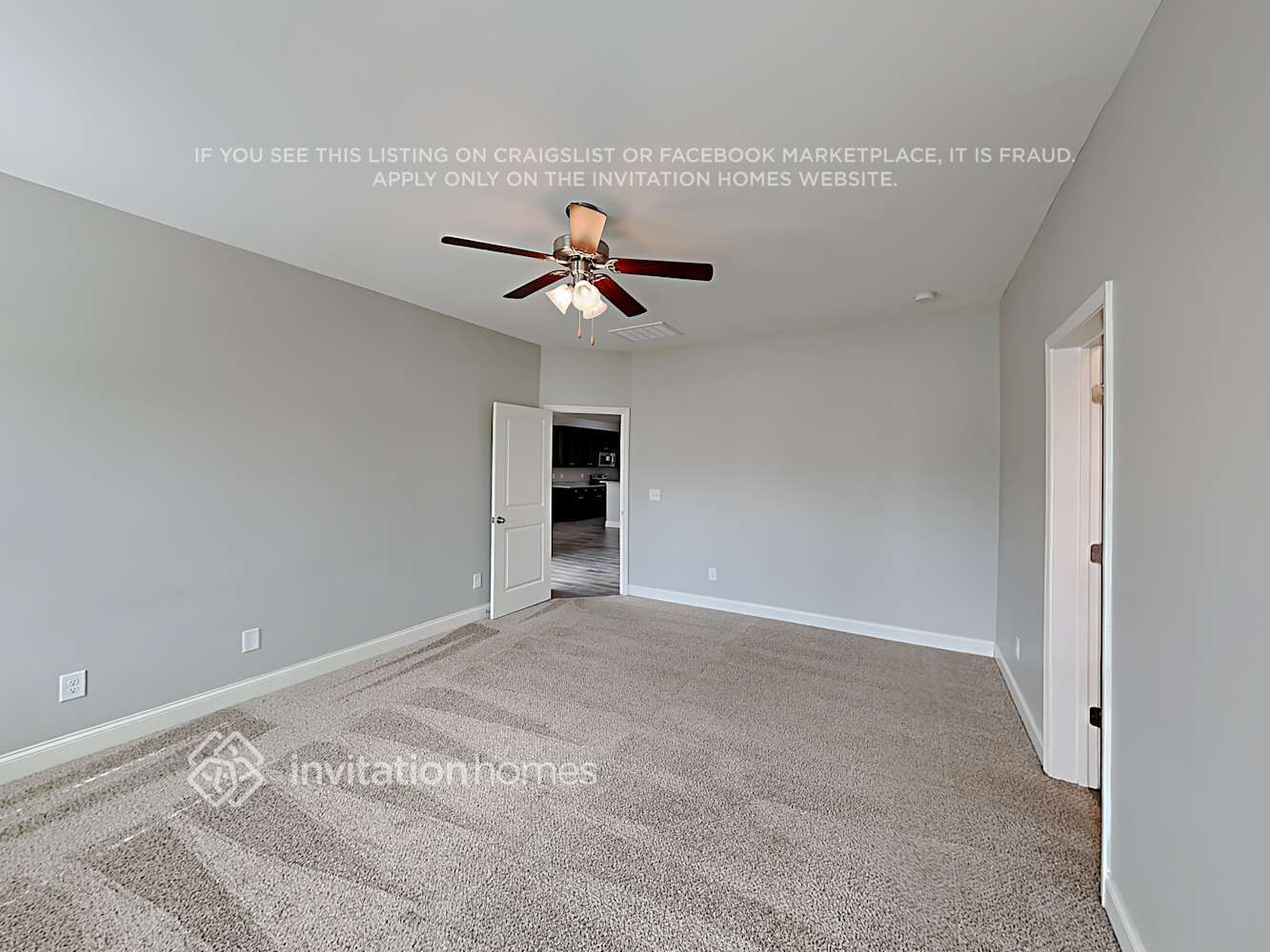 Building Photo - 2813 Santiago Circle