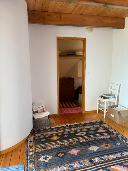 Building Photo - 1100 Madison St