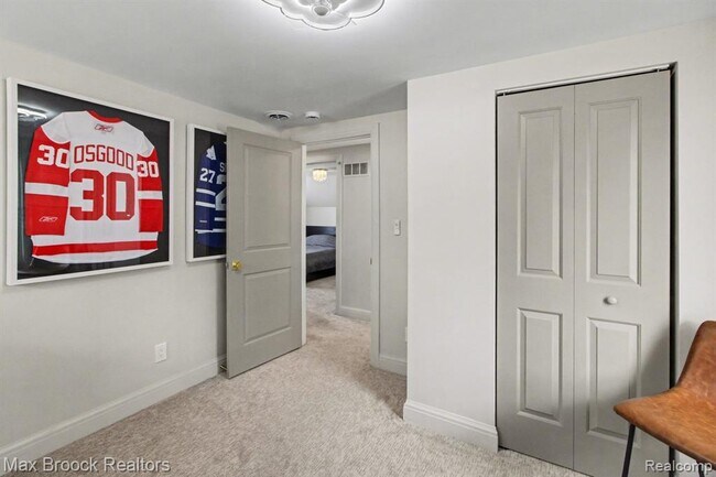 Building Photo - 314 S Laurel St