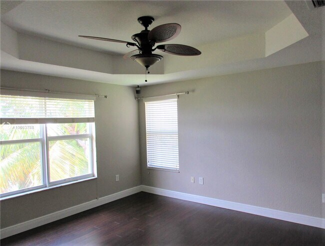 Building Photo - 17992 41st SW St