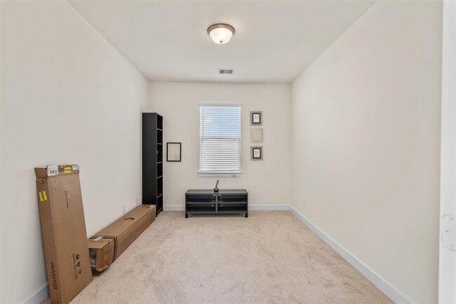 Building Photo - 3207 Cedar Dawn Ln