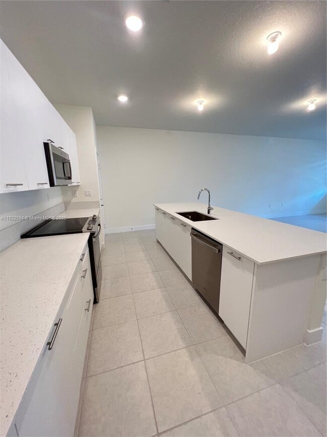 Building Photo - 8224 NW 43rd St