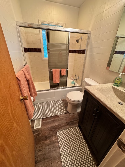 Building Photo - 1014 Denway Dr