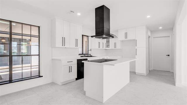 Building Photo - 2405 Bennington Ct