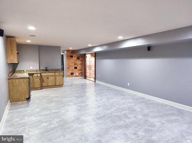 Building Photo - 42274 Winter Haven Dr