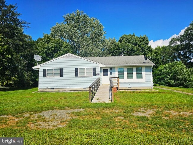 Primary Photo - 12011 Somerset Ave