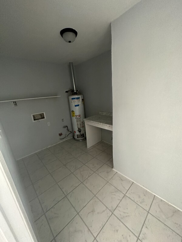 Building Photo - 222 E 38th St