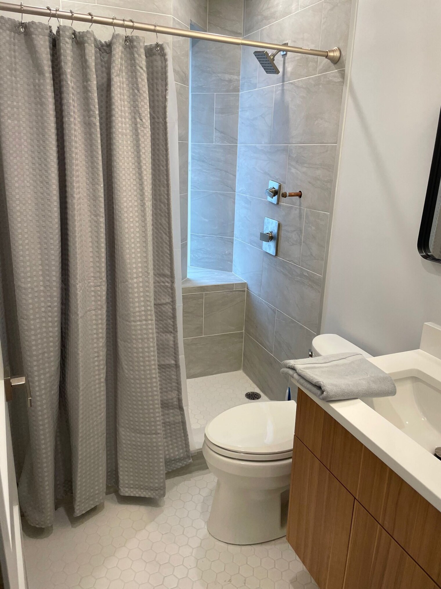 Building Photo - 10 Annapolis St