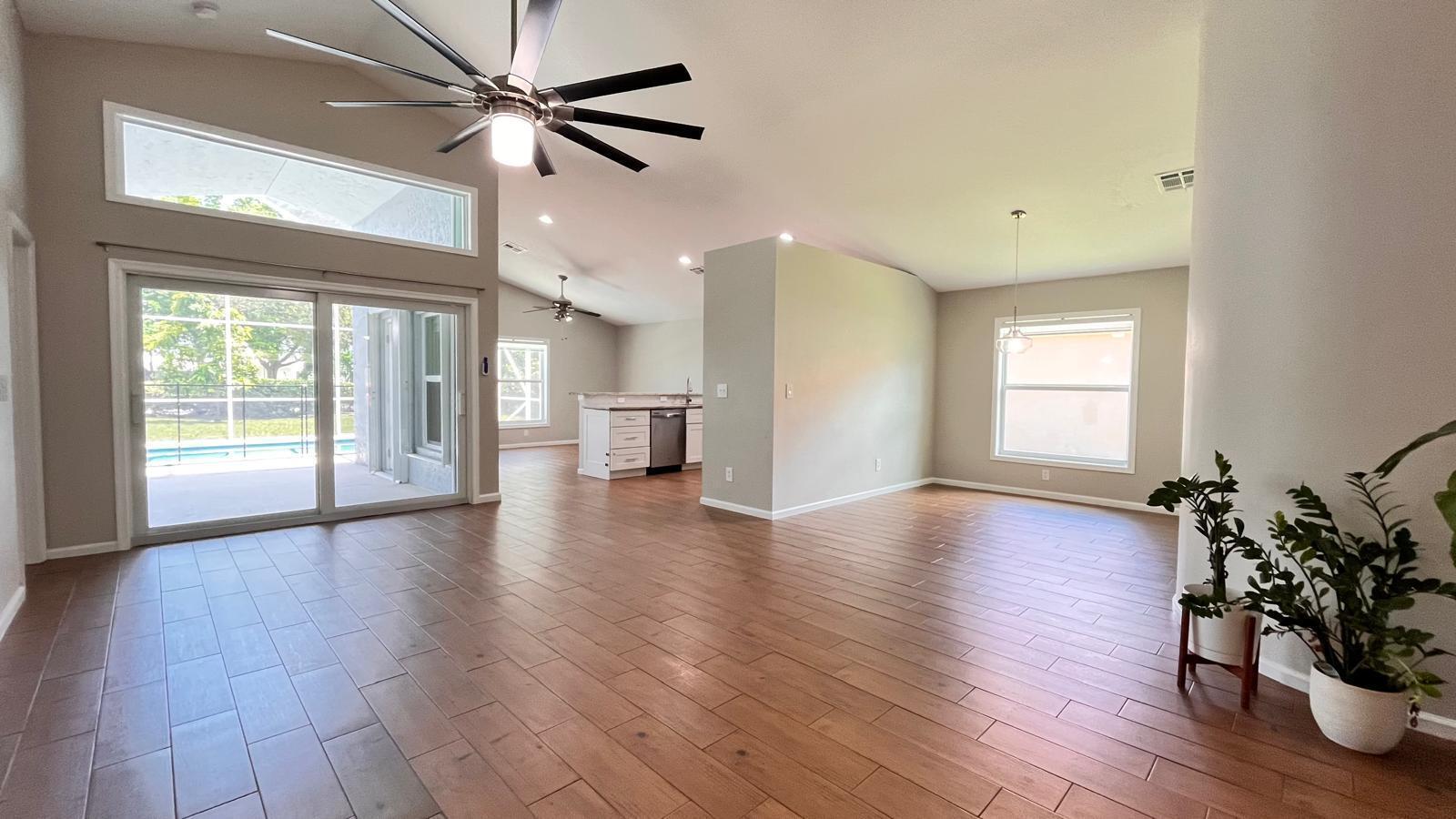 Building Photo - 1627 Oak Berry Cir