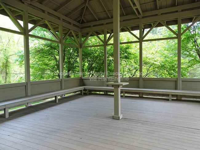 Building Photo - 3708 Spruce Ridge Way