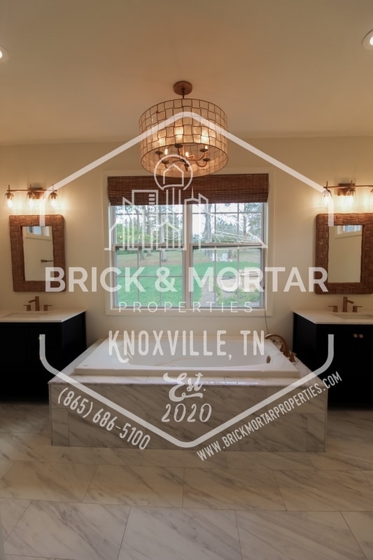 Building Photo - 1416 Myart Ln