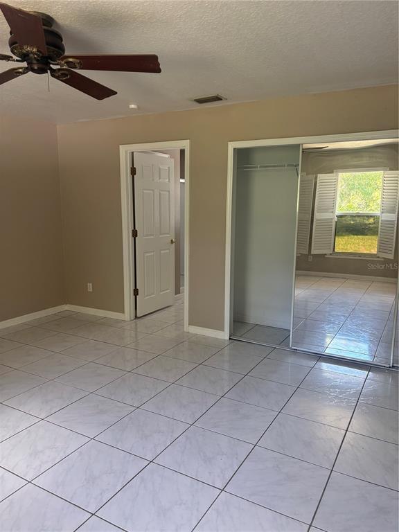 Building Photo - 510 S Cedar Ave