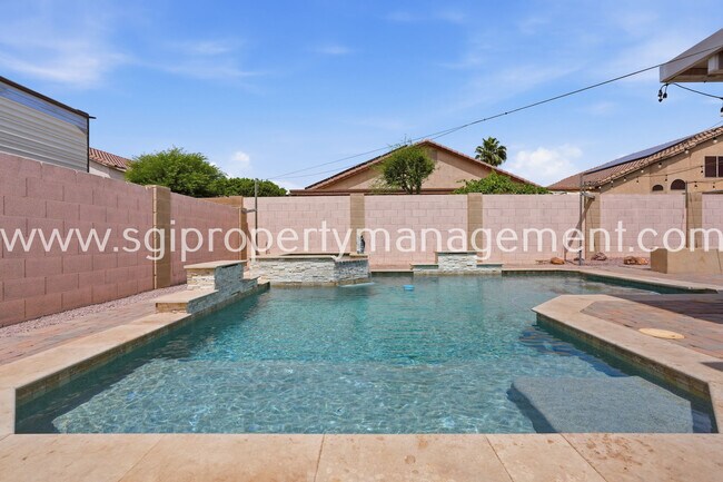 Building Photo - 13178 W Rimrock St