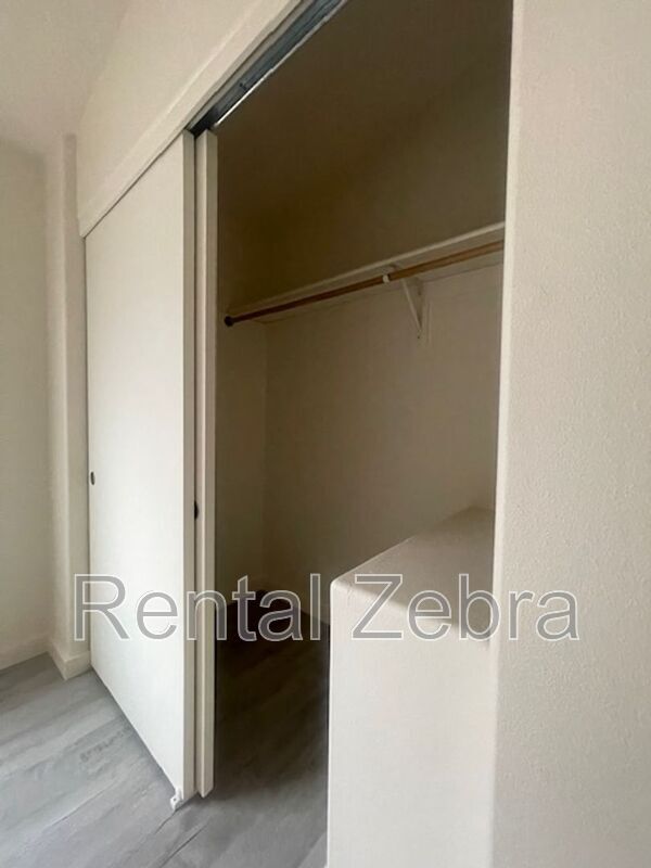 Building Photo - 6702 SE 80th Ave