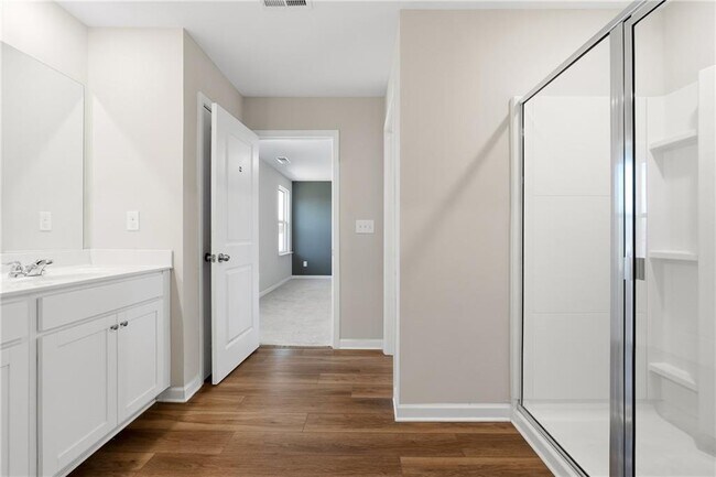 Building Photo - 21 Golden Eagle Pkwy