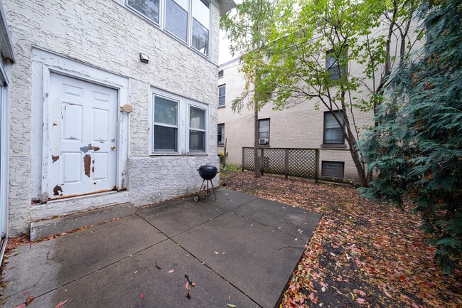 Building Photo - 3116 Humboldt Ave S