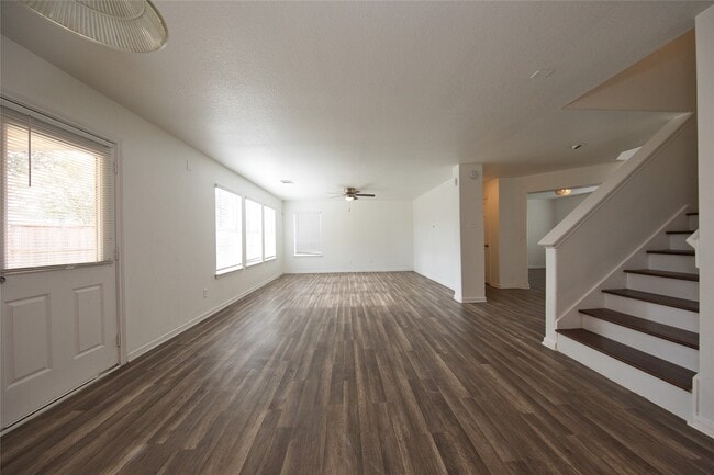 Building Photo - 3802 Harris Mill Dr