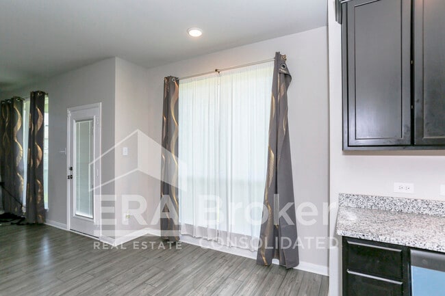 Building Photo - 909 Clanton Cove