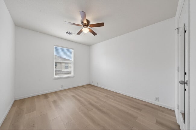 Building Photo - 2642 Grayson Way