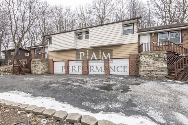 Building Photo - 21225 Mary Lynn Dr