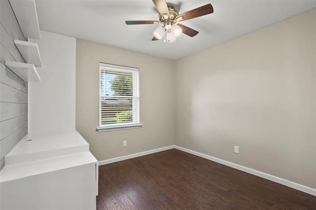 Building Photo - 525 Melrose Dr