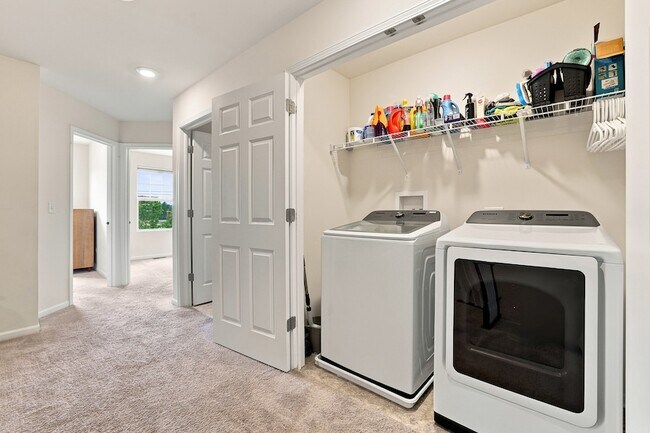 Building Photo - 3303 Trillium Cir