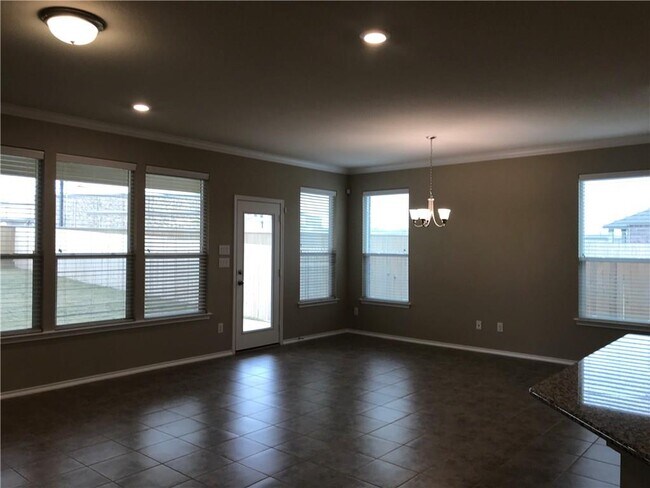 Building Photo - 16615 Brogan Ln