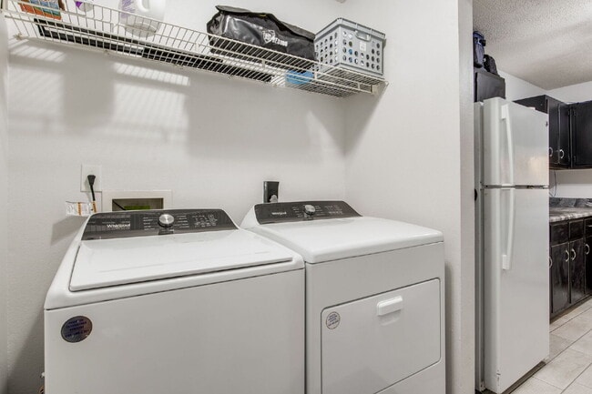 Building Photo - Move-in ready 3-bedroom, 1-bath cottage