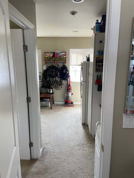 Building Photo - 7187 Santa Lucia Cir