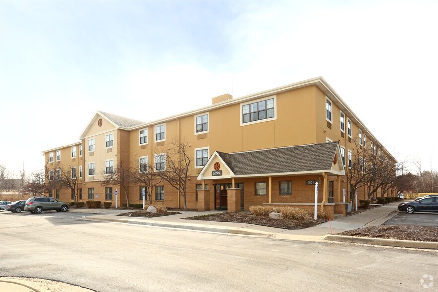 Furnished Studio Ann Arbor 1501 Briarwood Circle Dr Ann Arbor MI