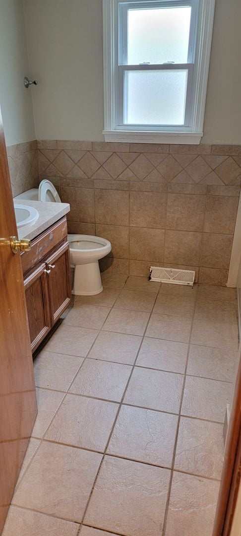 Building Photo - 1141 Hickory St