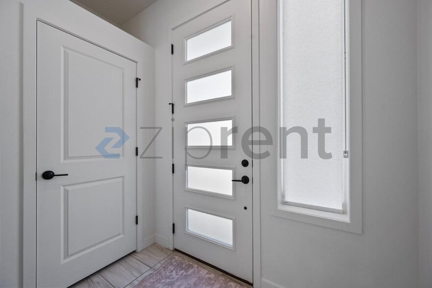 Building Photo - 4249 Bromwell Ct