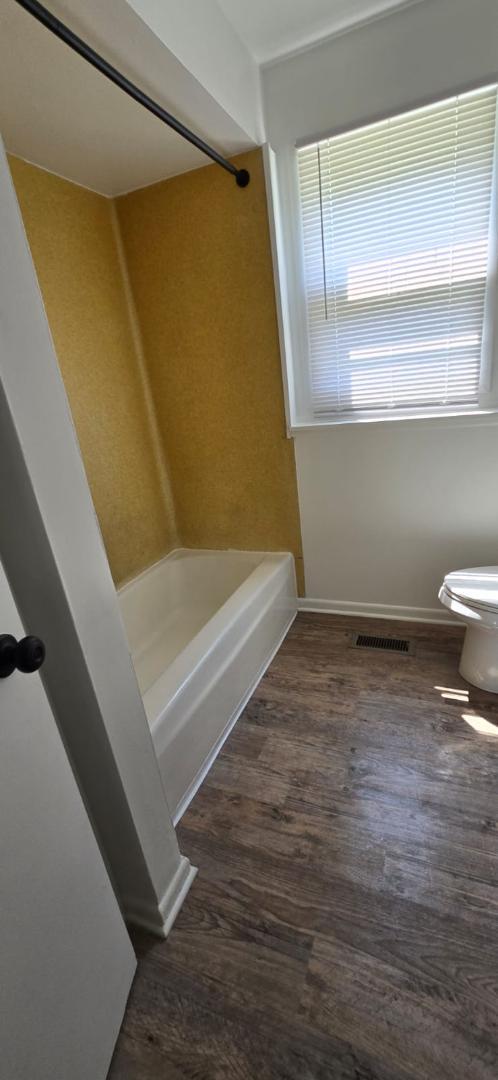 Building Photo - 5287 Kalamazoo Ave SE