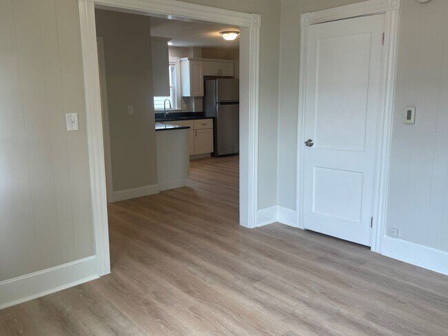 Building Photo - 38 Graham St