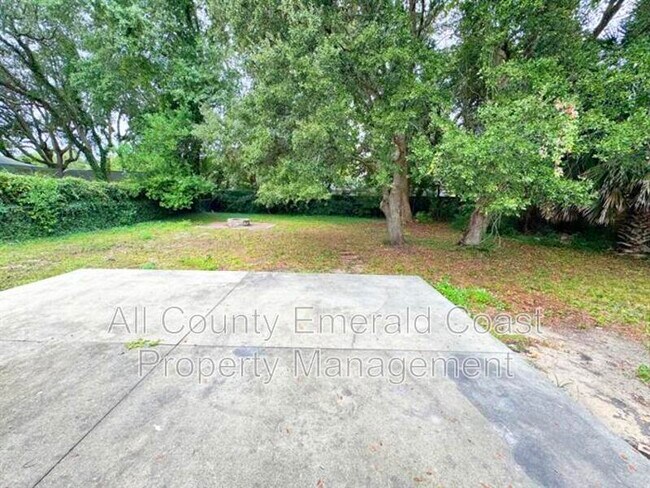 Building Photo - 506 Trenton St