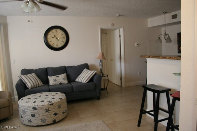 Building Photo - 12591 Equestrian Cir