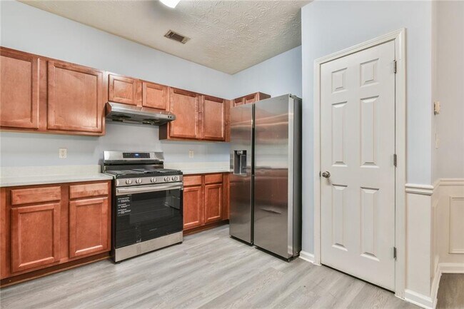 Building Photo - 1526 Viero Dr