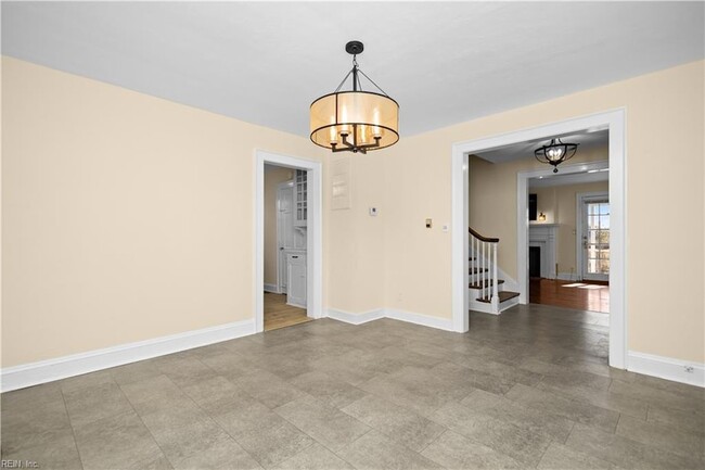 Building Photo - 2800 Chesterfield Blvd