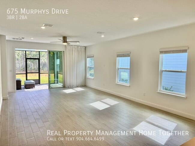 Building Photo - 675 Murphys Dr