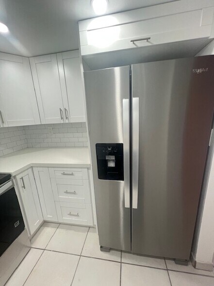 Building Photo - 5249 NW 7th St