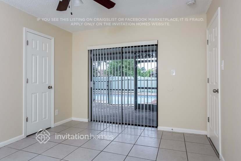 Building Photo - 413 SW 75th Ave