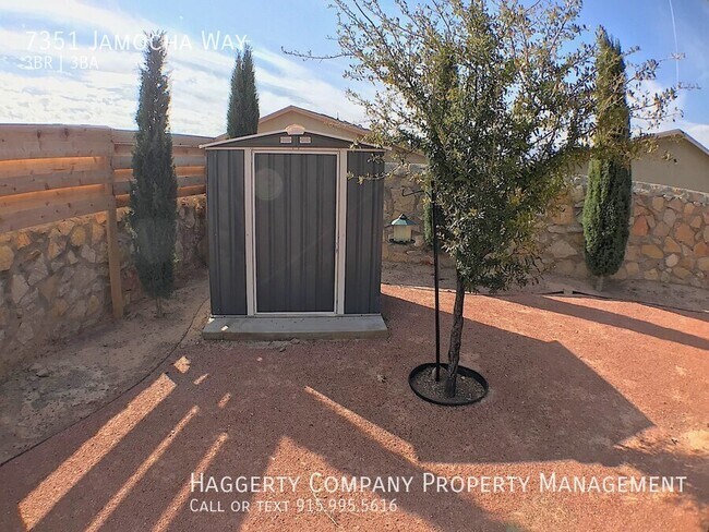 Building Photo - 7351 Jamocha way