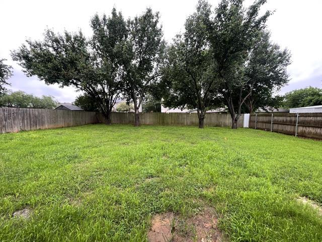 Building Photo - 204 Carlsbad Dr