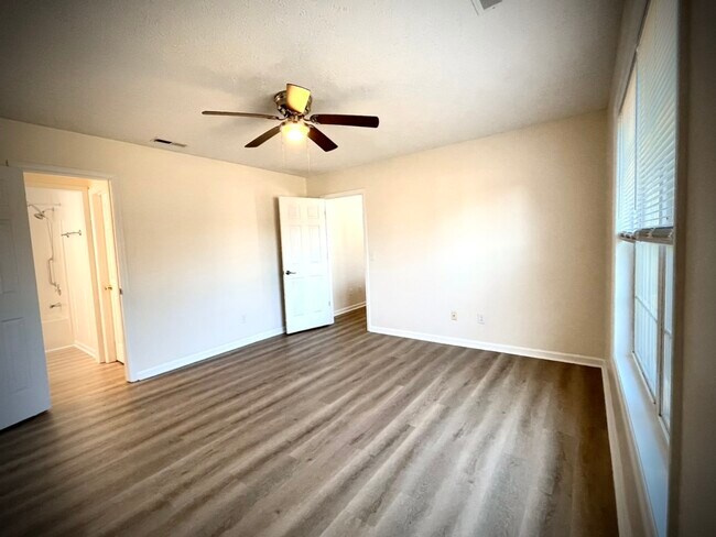 Building Photo - 1005 Gordon Woods Rd