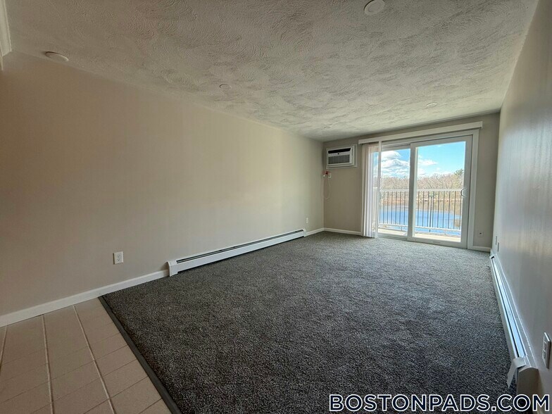 Building Photo - 13-27 Kenmar Dr.