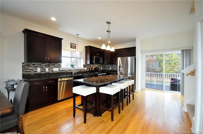Building Photo - 192 Pepin Pl